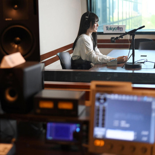 賀喜遥香、悩んできたから「ラジオの中の学校」で輝いているんだ #坂道の火曜日