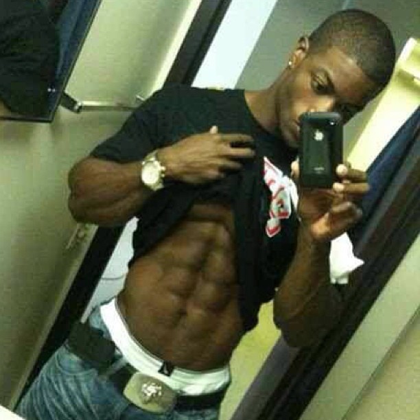 HOTT CHOCOLATE & bring the creme