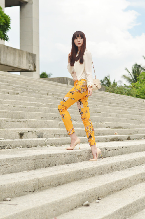 Clear Skies | Camille Tries to Blog pointed toe, stiletto heel, asian, pumps from HeelsFetishism