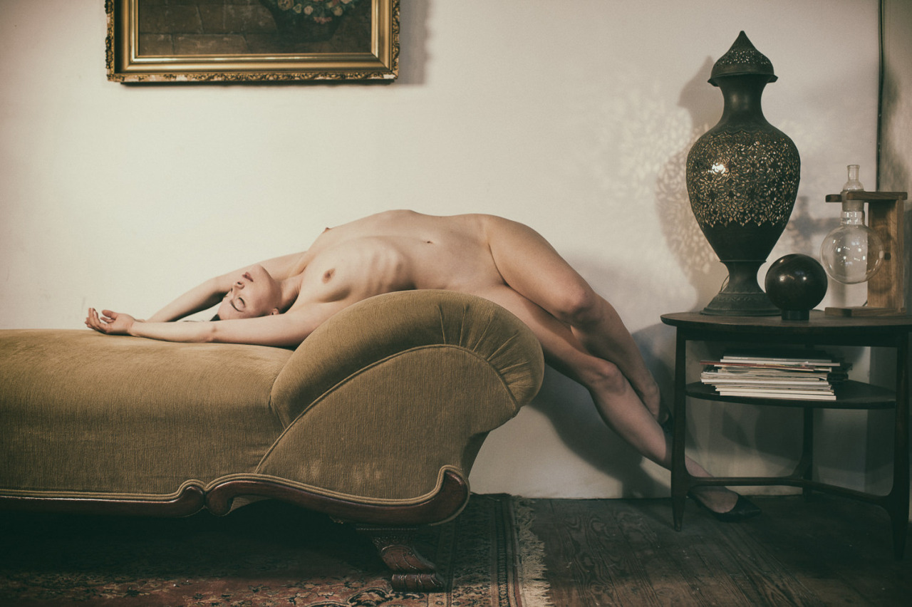 theresnoplacelikeyourmouth:by Balthazar Simões / NYC