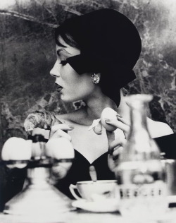 frenchvintagegallery:   Mary, Egg and Croissant, Paris, 1957   by   William Klein   