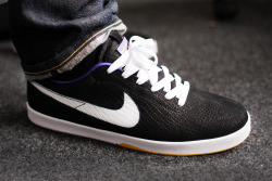 sweetsoles:  Nike SB Zoom Kobe x Koston One (by boswottels)