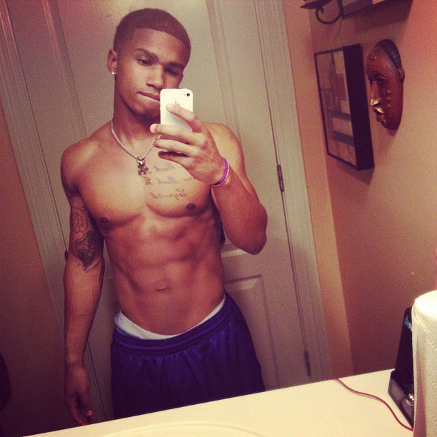 cuteniggaphone:  Hot As Hell slurp 
