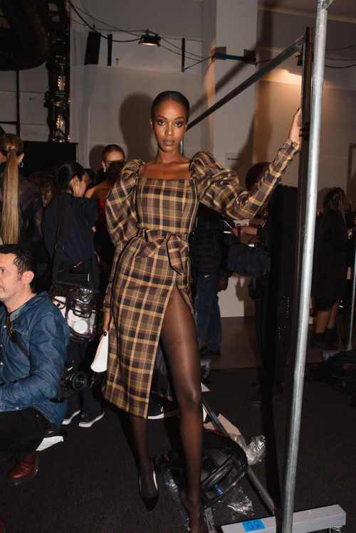 blackberryvision:First looks. LaQuan Smith FW 19 @nyfwofficial