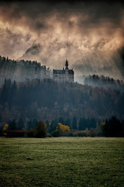 sublim-ature:Neuschwanstein Castle, GermanyNico Kaiser