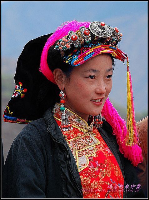 Tibetan fashions (click to enlarge)2. Khampa woman at Litang Horse Festival, Tibet, 20075. 8th-centu