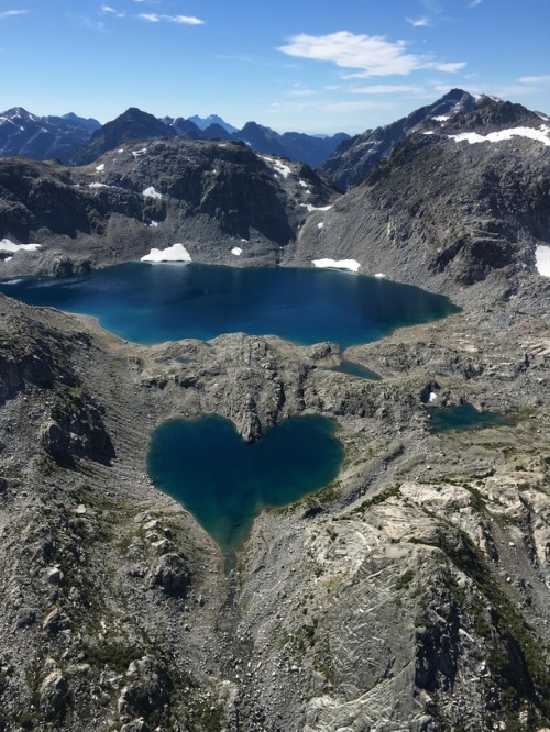 photorator - Flown over this little lake in Golden Ears...