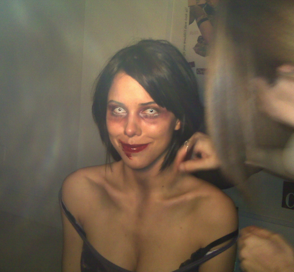 remember that one time i dressed up as a zombie? that was fun.