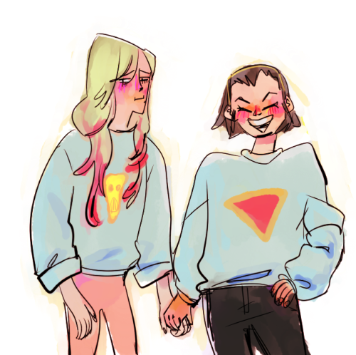 catfeindraws:  PRECIOUS OVERSIZED JUMPERS 