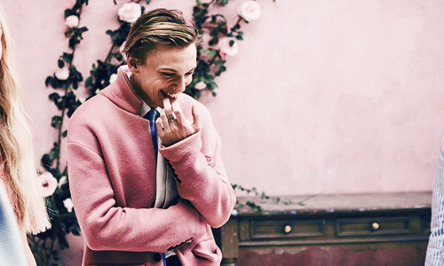 dailyjamiebower:  Burberry’s spring/summer 2014 campaign. 