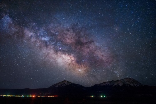 robertozod:  This is the Chilean “Atacama Desert” one of the clearest spots in the world to see the stars, and home to one of the largest telescopes on the planet.  Amazing