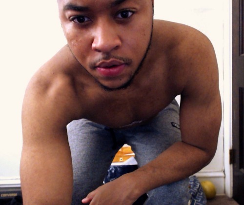 transmasculineselfielove:  3intransition:  It has been five weeks since the reveal and my gratitude 