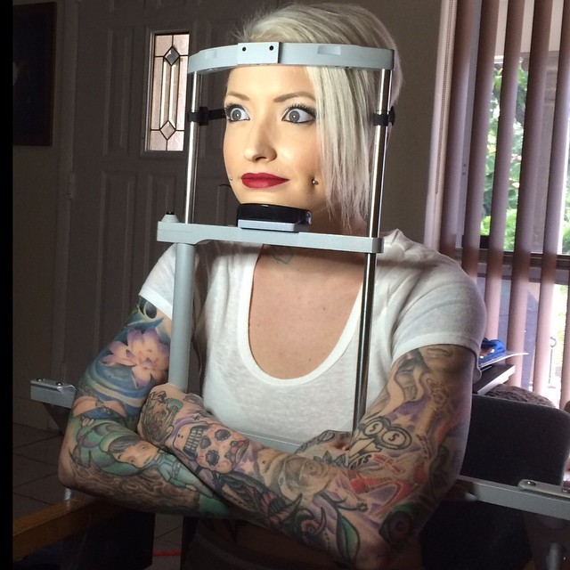 vanyvicious:  Lmao ! The shit @5thacephotography and @pigorian put me through for