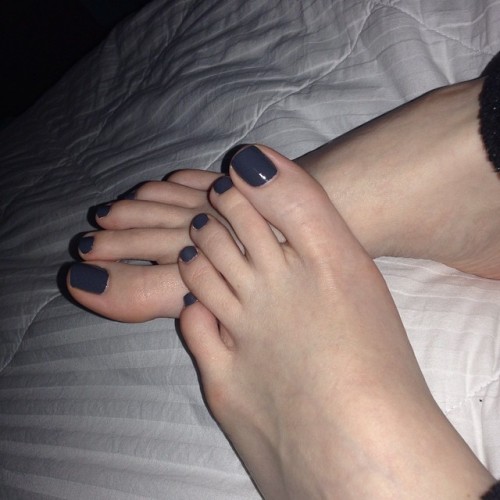 #charcoaltoes #barefoot #feet #footfetish