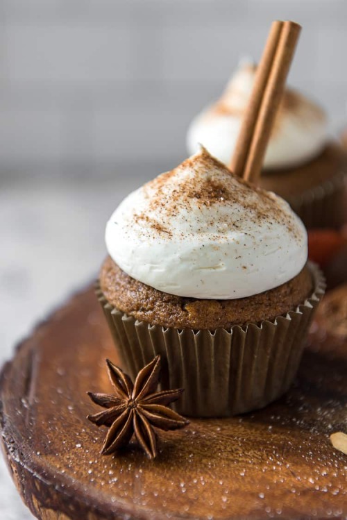 sweetoothgirl: Chai Pumpkin Cupcakessweet