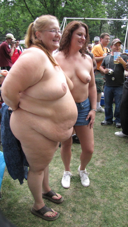 SSBBWs mit dicken Baeuchen