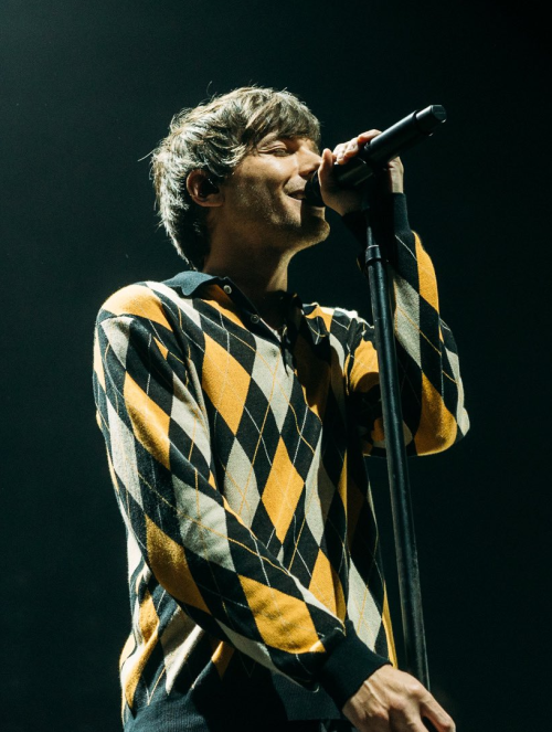 louistomlinsoncouk: Louis on stage in Austin, TX - 2/2