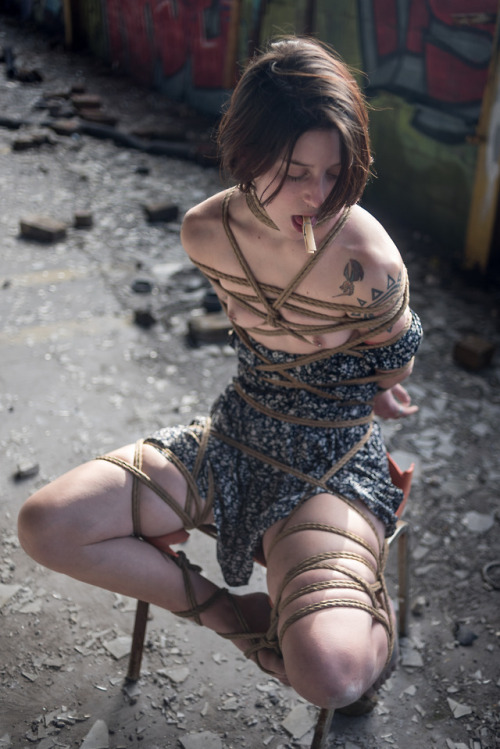 camdamage: structural dampness | cam damage | rope+photo by DWLPhoto[more here]