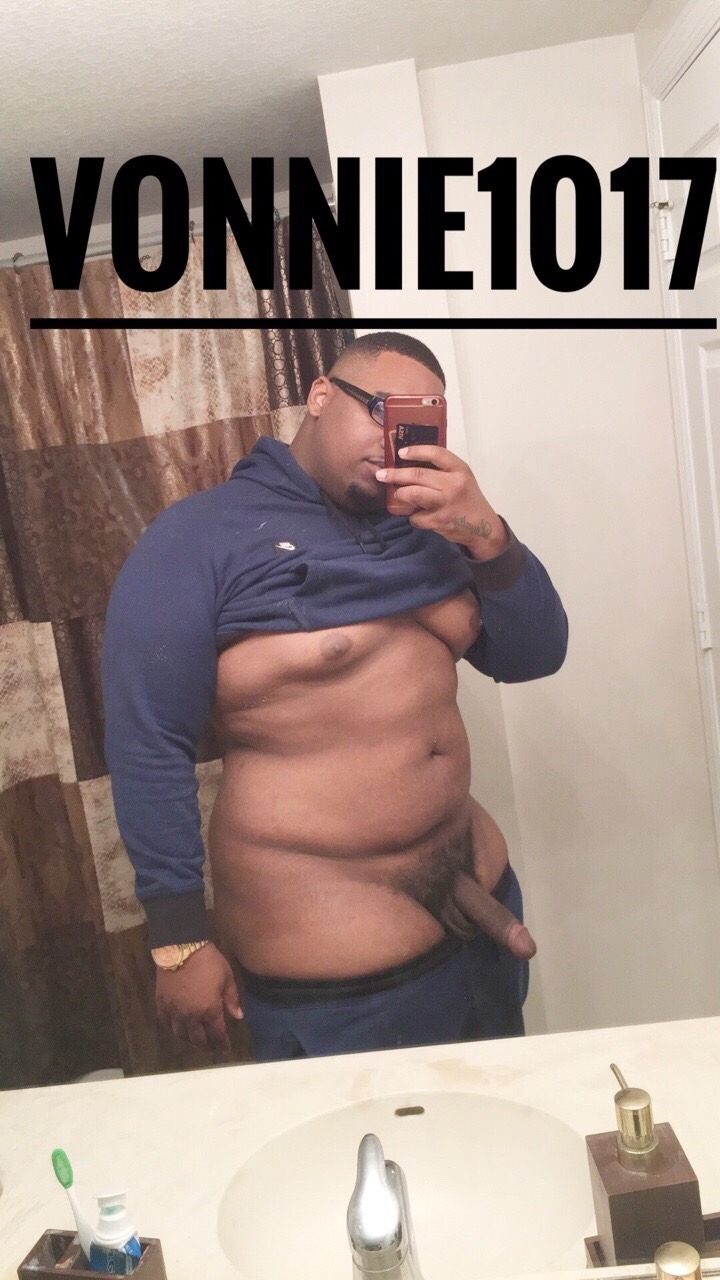 issachub:  SO FUCKIN THICK 🤤