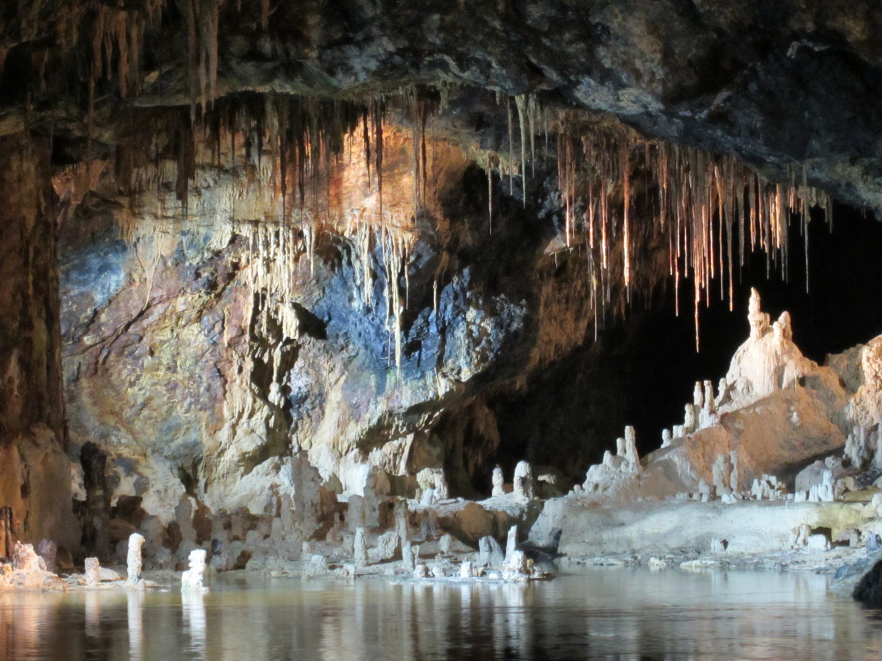 strawberry-snake:  Feengrotten (fairy caves) in Saalfeld Germany 