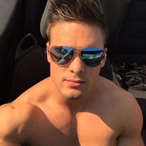 lumbrjax:  Instagram user @logan_franklin http://ift.tt/1Ugl0M5 