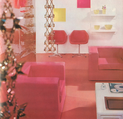 thegroovyarchives:70′s Olive Sullivan-designed living roomFrom Modern Furniture and Decoration; edit