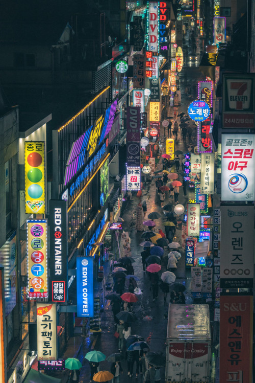 Jongno on a rainy night.