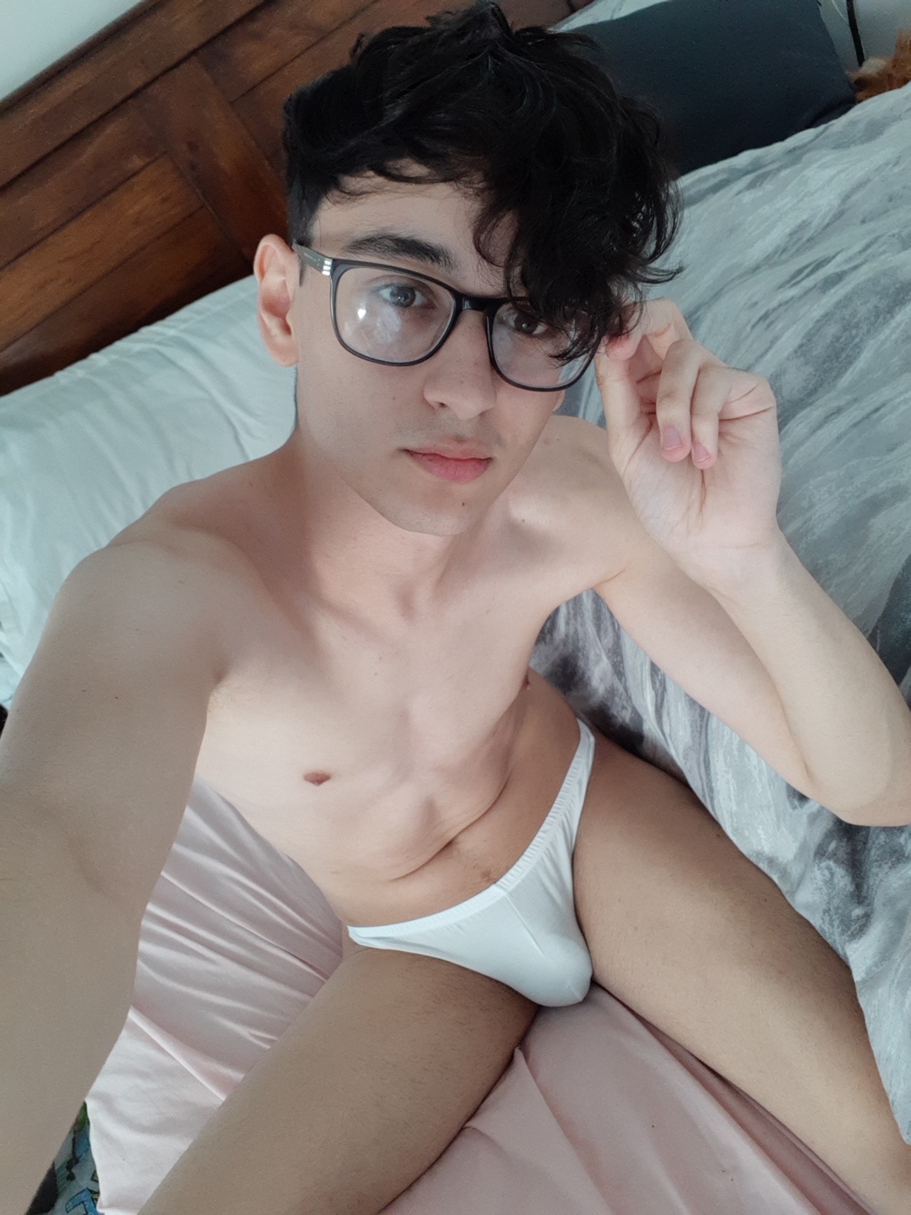 sarcasm-and-more-sarcasm:  sarcasm-and-more-sarcasm:  Glasses or no glasses?  onlyfans.com/sarcasm-and-more-sarcasm