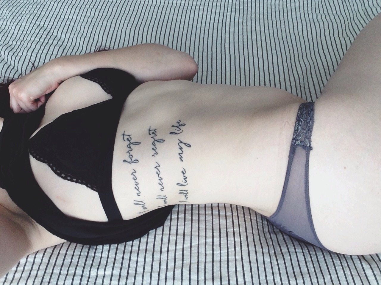 peoplesuck-pizzaisforever:  I’m begging you to let me down.