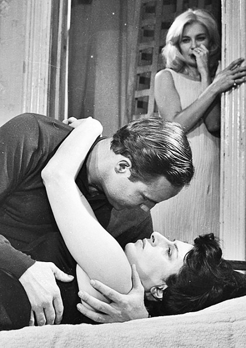 fuckindiva: Marlon Brando, Anna Magnani and Joanne Woodward in The Fugitive Kind, 1960