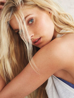 modelmylove:  Elsa and perfect natural beauty