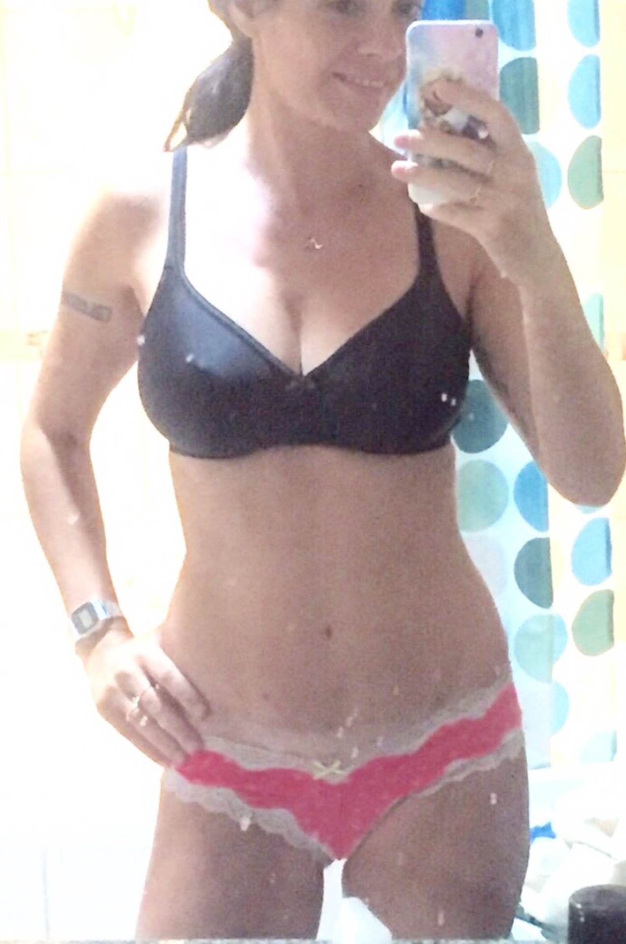 fantasylovingwife:  fantasylovingwife:  Sport bra and panties selfie 1  Thanks special