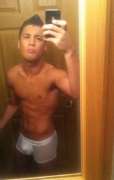 boyzwhat:  æ♥