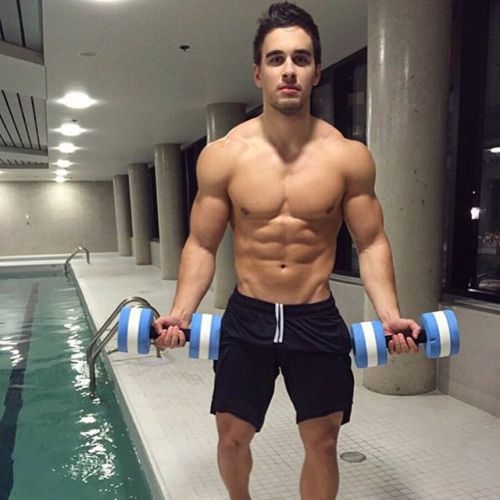 lumbrjax:  Instagram user @runandlift http://ift.tt/1U5ZIlo