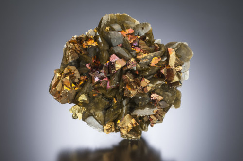 Siderite & ChalcopyriteLocality - Kaiwu Mine, Hezhang Co.,...