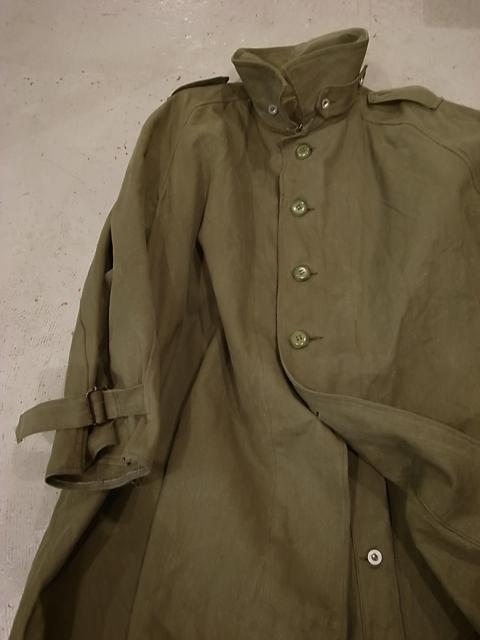 lifeandgarment:  French Military 40~50’s Metal button Over Coat
