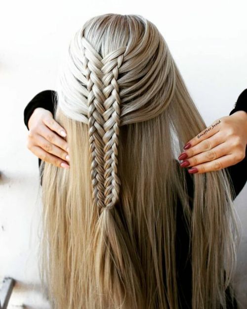 melkor-no:sartorialadventure:Hairstyles by Trendafilka Kirova, another_braid on IG. Click to see mor