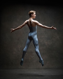 obsessedwballet:  Julian Mackay
