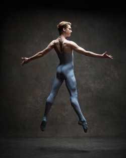 Obsessedwballet:  Julian Mackay