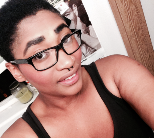bitchychicksuccmydick:  Today I feel really good about myself so here is a shit tone of selfies!!!!!!
