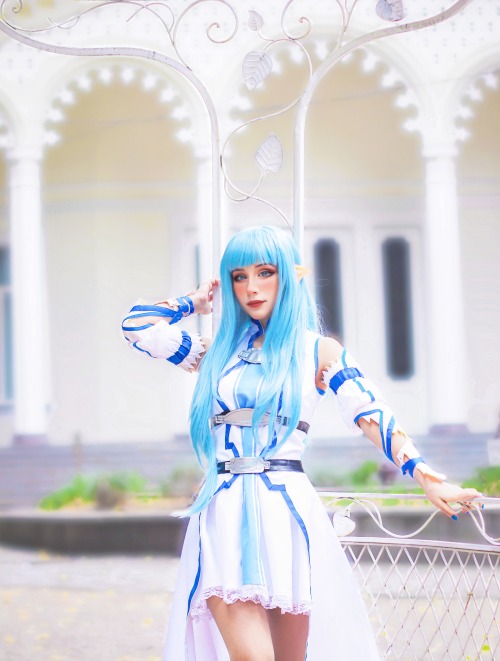 Anime: Sword Art OnlineCharacter: Asuna YukiCosplayer Anayami For more cosplay pictures and sewing p