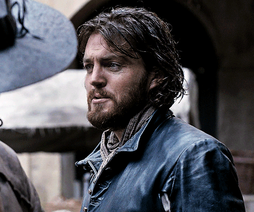TOM BURKEas AthosThe Musketeers #02.02 (2014 - 2016)