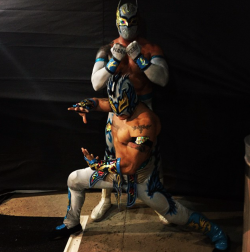 icouldbewicked:  The Lucha Dragons make their debut on #RAW #LuchaLuchaLucha