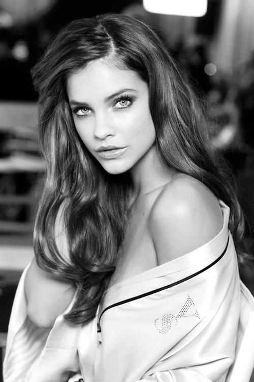 colorlessdior:delevingne-day:Barbara Palvin♡