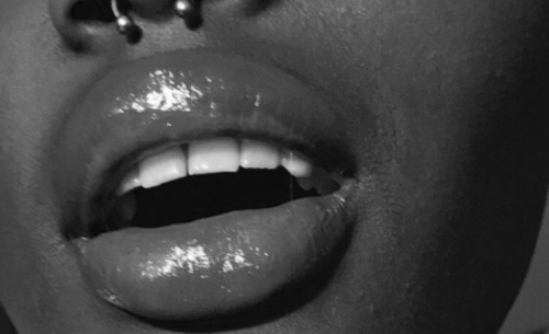 likewasabi:BLACK LIPS