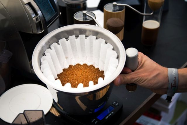 Las seis mejores cafeteras con molinillo de grano integrado para degustar  café en casa a nivel barista