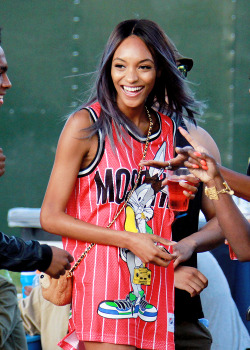 celebritiesofcolor:  Jourdan Dunn attends