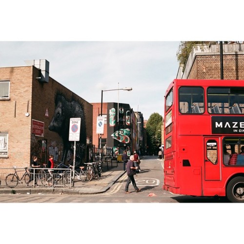 #35mm#film#fuji200#contaxg1#london #shoreditch#travel#contax