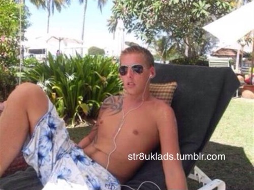 str8uklads:  Nick, 27, Edgbaston, UK