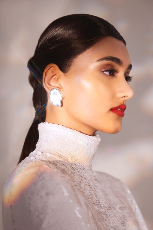 fashionarmies:‘In Soft Focus’ Neelam Gill by Stephanie Galea for VOGUE Arabia February 2